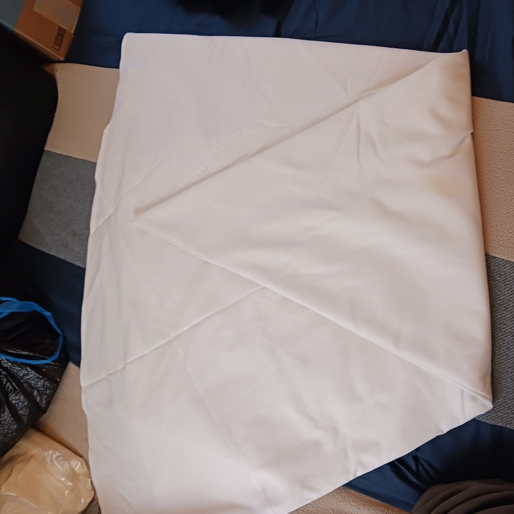 Milliken Signature Plus 120" Round White Banquet Size Tablecloth